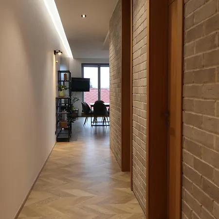 Apartment C7 Vsehrdovo Namesti 9 Chrudim