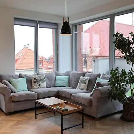 Apartment C7 Vsehrdovo Namesti 9 *